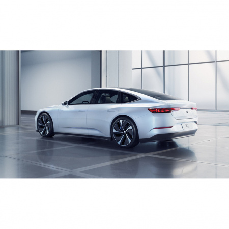Электромобиль NIO ET7