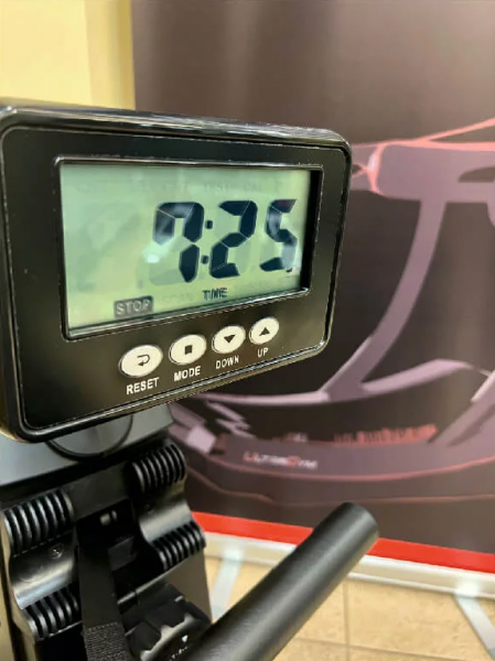 Гребной тренажер Altezani R130